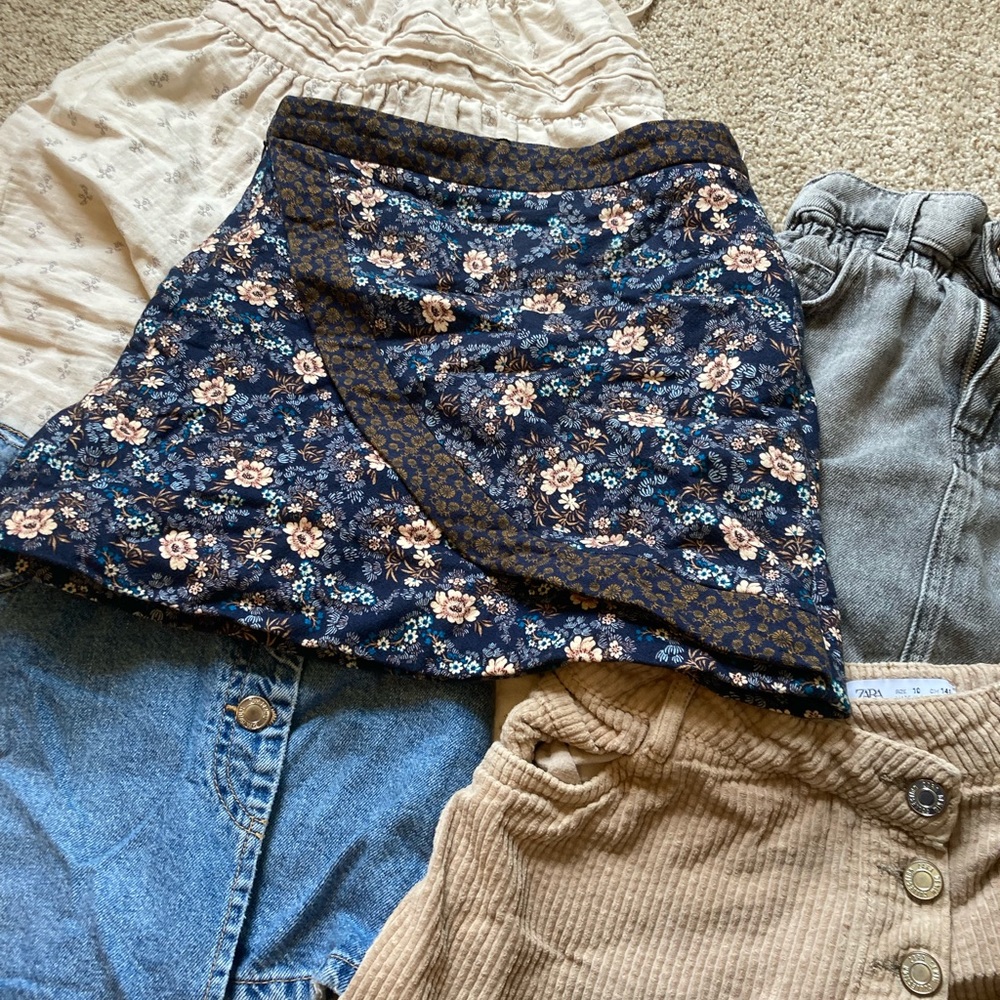 Kids skirts and skorts